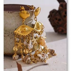 Gold Shell & Pearl Dangle Earrings – Baroque Ocean-Inspired Statement Jewelry